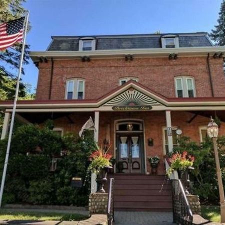 Westchester County Havalimanı Havaalanı'na en yakın oteller hangileri? Haverstraw Dış mekan fotoğraf