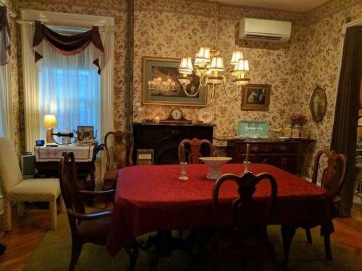 Westchester County Havalimanı Havaalanı'na en yakın oteller hangileri? Haverstraw Dış mekan fotoğraf