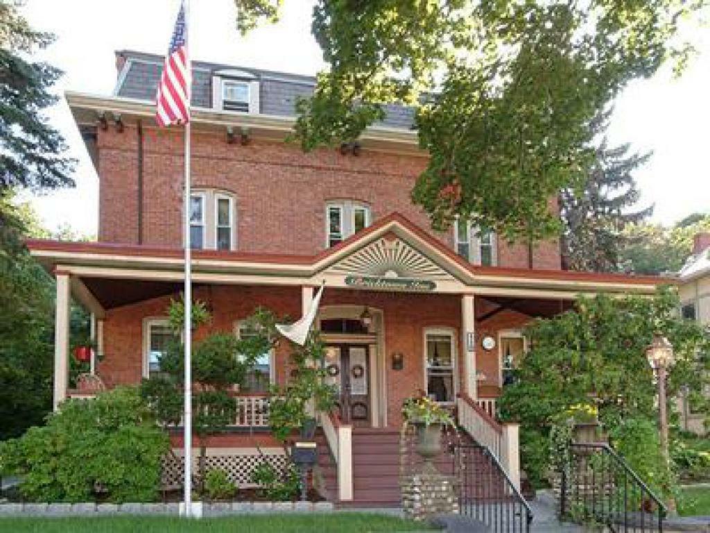 Westchester County Havalimanı Havaalanı'na en yakın oteller hangileri? Haverstraw Dış mekan fotoğraf