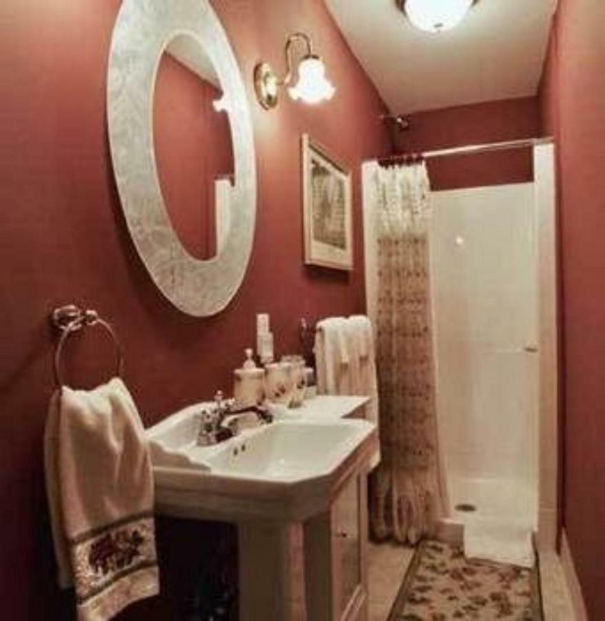 Westchester County Havalimanı Havaalanı'na en yakın oteller hangileri? Haverstraw Oda fotoğraf